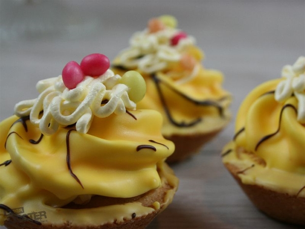 Petit four paasnestje