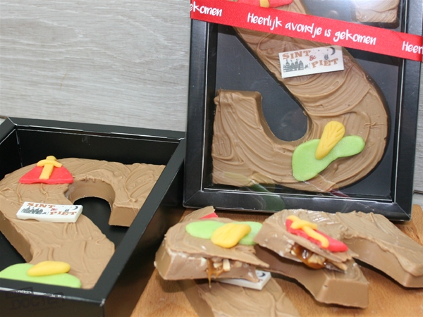 Chocoladeletter amandel-caramel